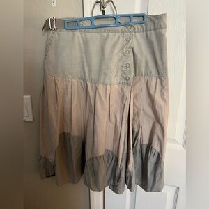 Marithe Francois Girbaud Gray and Cream drop waist layered skirt size 30